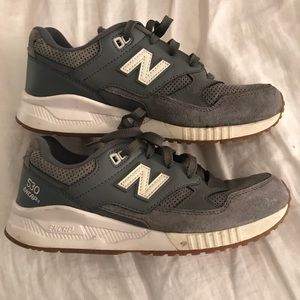 Excellent condition New Balance SZ 9